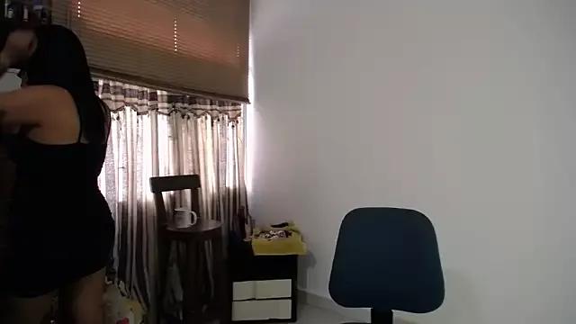 Sweett_Anya from StripChat