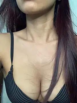 Sweety_008 from StripChat