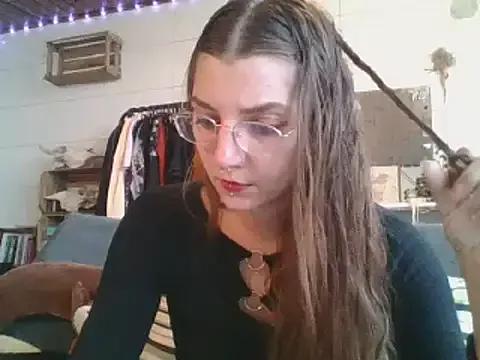 SweetyBabyDemon from StripChat