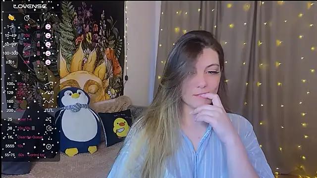 Explore our live girls sluts from our Custom and Multi clubs and checkout exclusive access to highly interactive content, such as shape, hair, titties, pussy type and many more.