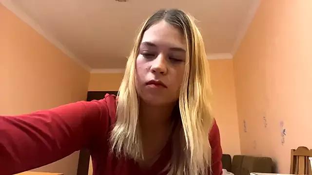 Explore our live girls sluts from our Custom and Multi clubs and checkout exclusive access to highly interactive content, such as shape, hair, titties, pussy type and many more.