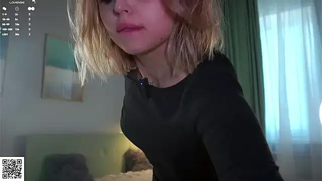 SynneAytes from StripChat