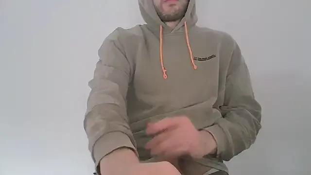 taallguyy_196 from StripChat