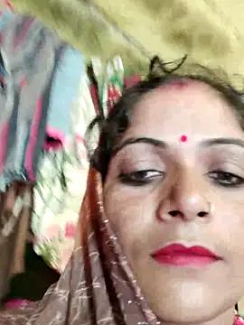 Taara_hot from StripChat
