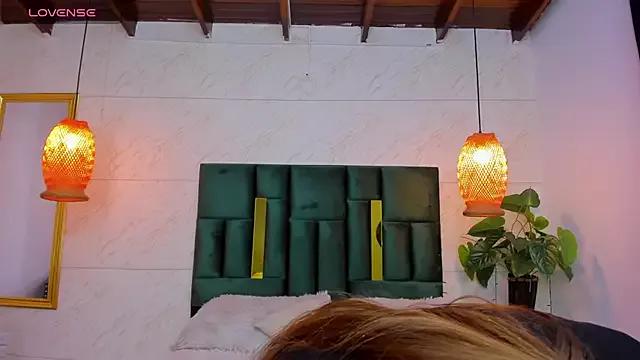 Taiissa_ from StripChat