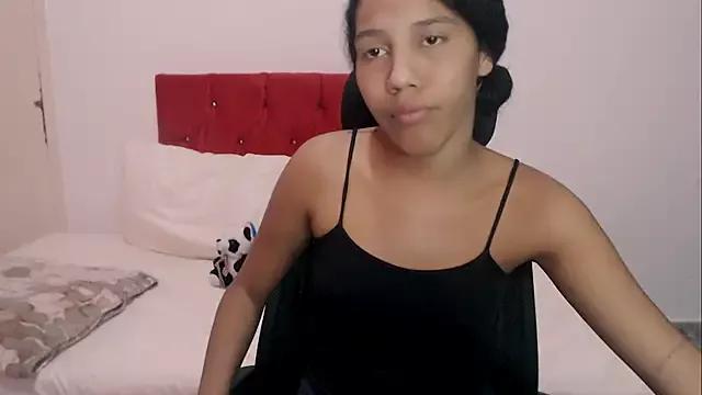 Tainara_ebony from StripChat is Freechat