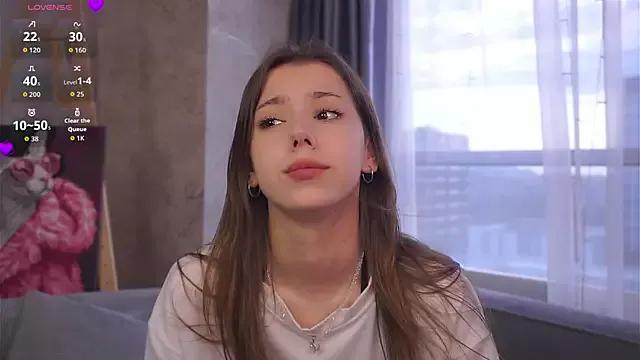 TaiteBrow from StripChat is Freechat