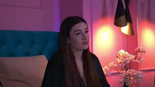 Explore our live girls sluts from our Custom and Multi clubs and checkout exclusive access to highly interactive content, such as shape, hair, titties, pussy type and many more.