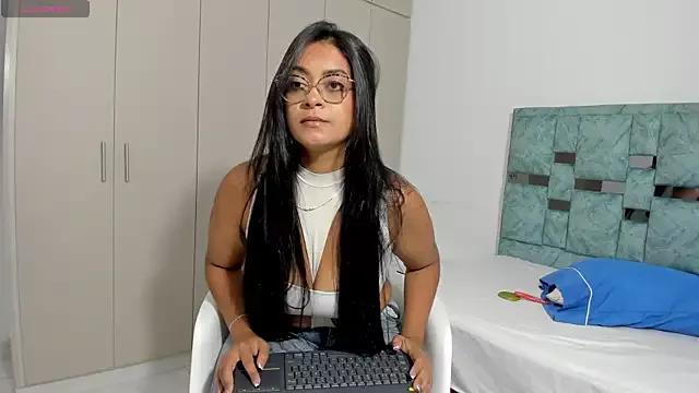 tamara_lovv from StripChat