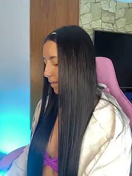Explore our live girls sluts from our Custom and Multi clubs and checkout exclusive access to highly interactive content, such as shape, hair, titties, pussy type and many more.