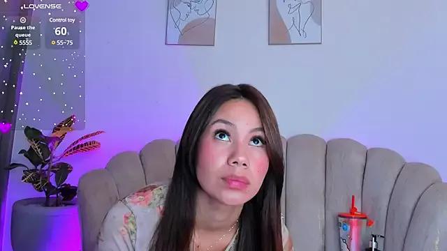 Tamaraa_Serra from StripChat