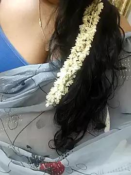 TAMIL-URVASHI from StripChat is Freechat