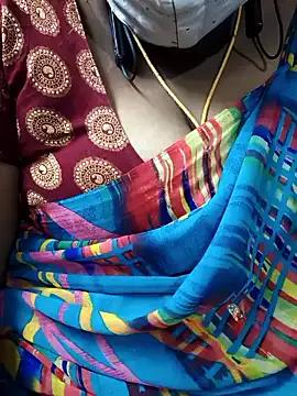 TAMIL_ELAKKIYA from StripChat is Freechat