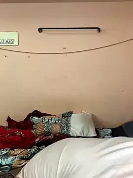 Tamil_hot_couples from StripChat is Freechat