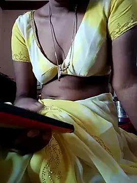 Tamil_Kavitha from StripChat is Freechat