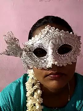 Tamil_queenbaby from StripChat is Freechat