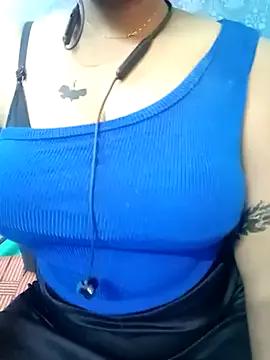 tamil_Vennila from StripChat is Freechat