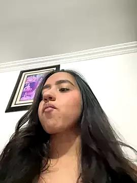 tammy23_____ from StripChat is Freechat