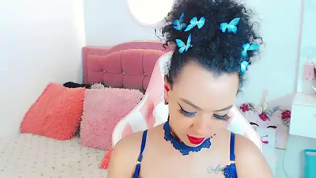 Tanedra_collings from StripChat is Freechat