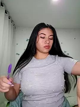 tara20_ from StripChat