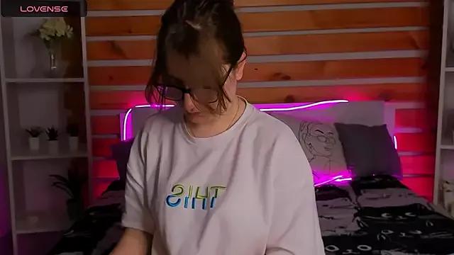 Tara_Grainn from StripChat