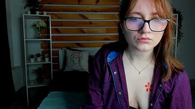 Tara_Ryan from StripChat