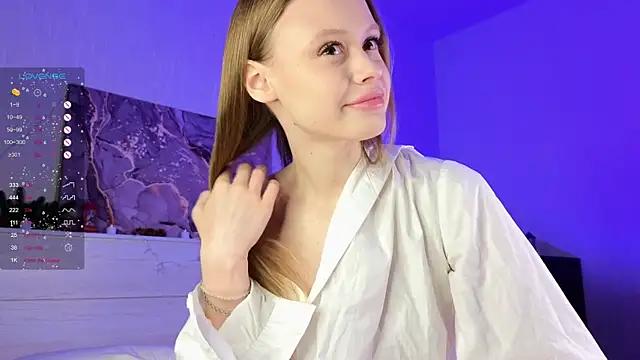 TaraSims from StripChat