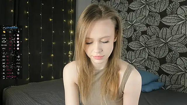 TaraSims from StripChat