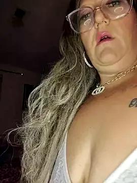Tastetherain37 webcams show profile image 