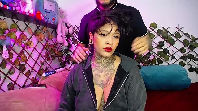 Explore our live girls sluts from our Custom and Multi clubs and checkout exclusive access to highly interactive content, such as shape, hair, titties, pussy type and many more.