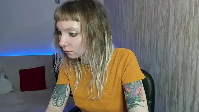 tattoo_art_baby from StripChat is Freechat