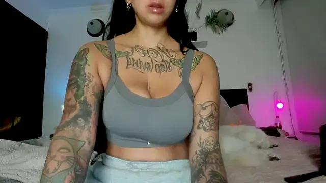 tattoo_ninja_kittyy from StripChat
