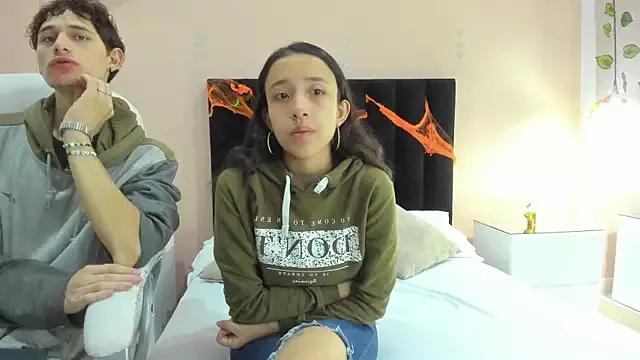 Explore our live girls sluts from our Custom and Multi clubs and checkout exclusive access to highly interactive content, such as shape, hair, titties, pussy type and many more.