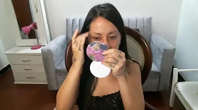 Explore our live girls sluts from our Custom and Multi clubs and checkout exclusive access to highly interactive content, such as shape, hair, titties, pussy type and many more.