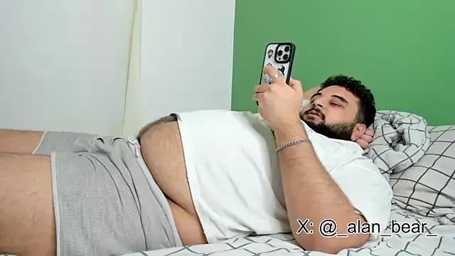 teddy_alan from StripChat