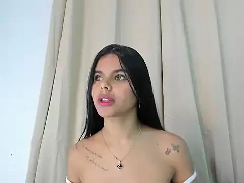 Explore our live girls sluts from our Custom and Multi clubs and checkout exclusive access to highly interactive content, such as shape, hair, titties, pussy type and many more.