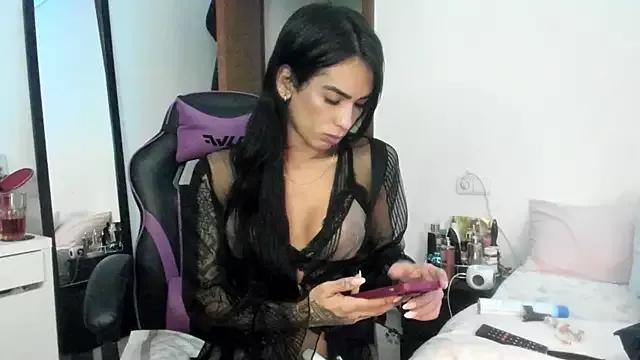 TellmeCatt from StripChat