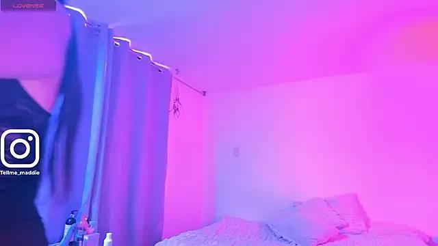 Tellmemaddie webcams show profile image 