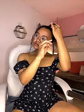 Terry_ebony from StripChat is Freechat