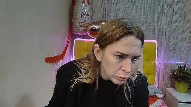 TessaDaybreak from StripChat