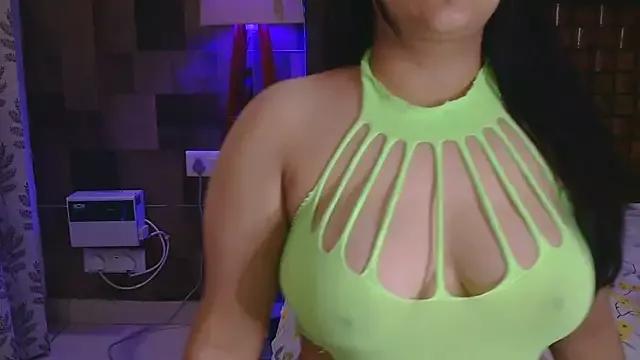 Photos of That_LustyDesire from StripChat is Freechat
