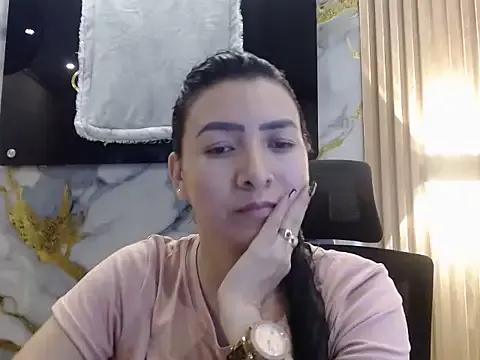 The_skinny from StripChat is Freechat