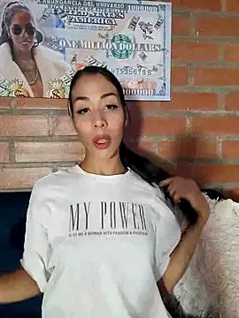 TheBadWolf from StripChat is Freechat