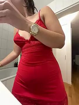 Explore our live girls sluts from our Custom and Multi clubs and checkout exclusive access to highly interactive content, such as shape, hair, titties, pussy type and many more.