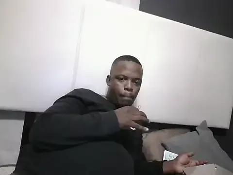 THEEBOSSTEE from StripChat