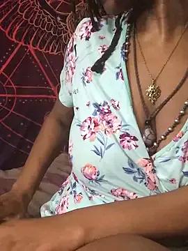 TheeVENUSNoir from StripChat