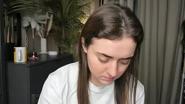 Photos of ThelmaJusto from StripChat is Freechat