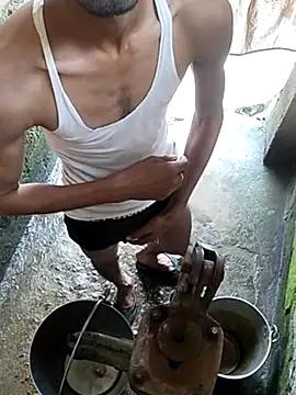 ThethunderPo from StripChat