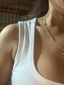 ThiHa003 from StripChat