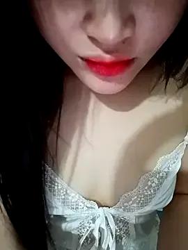 Thuylinh86 webcams show profile image 